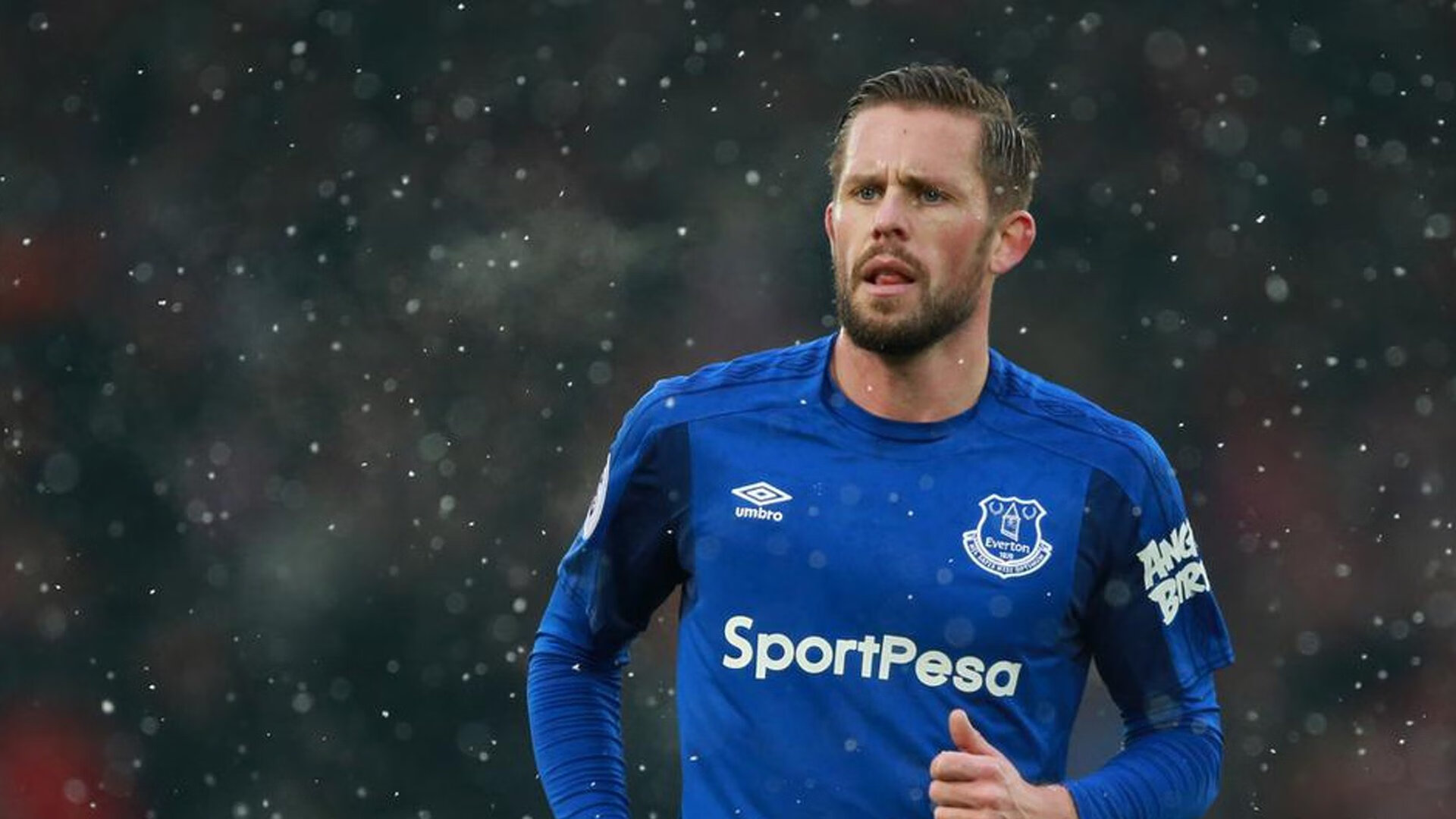 哈利伯顿爆发撕裂防守,活塞火力全开压制灰熊